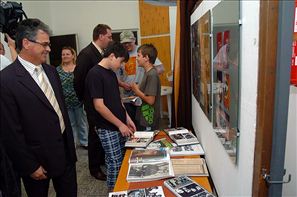 20100510-171853-D2H_5499