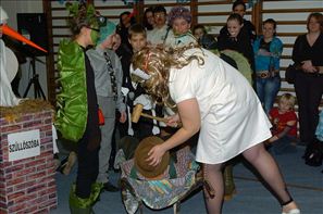 20110206-155740-BLS_5242